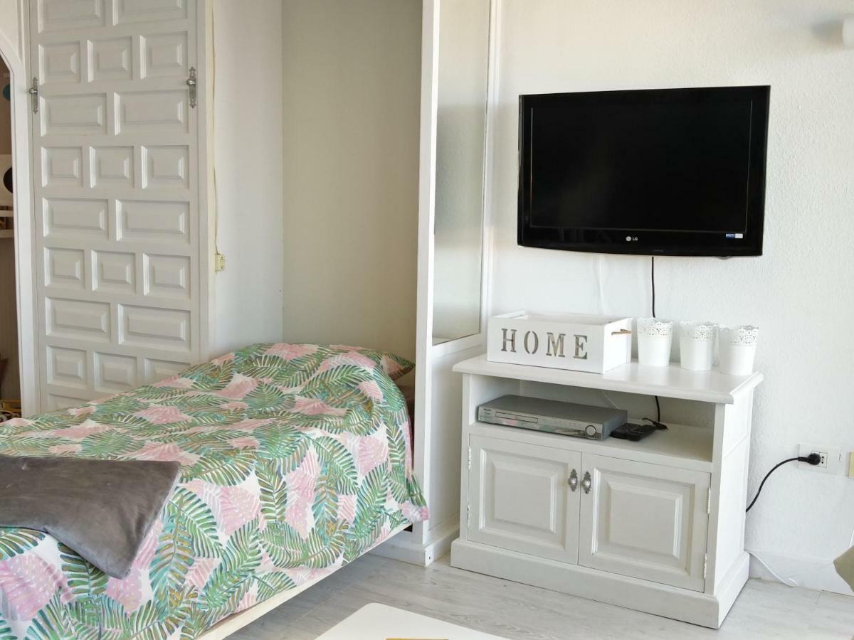 Luminous Studio In Quiet Area Такоронте Экстерьер фото
